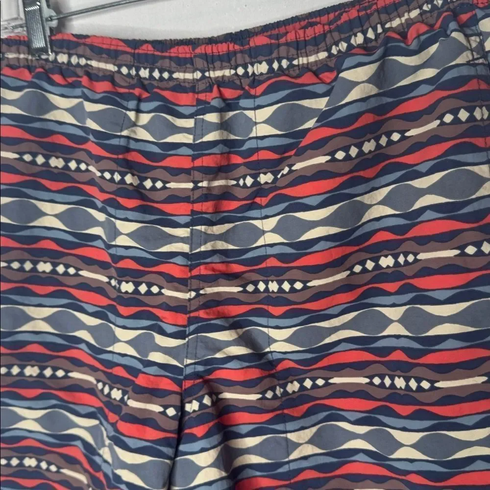 Patagonia Lined Baggies Aztec Patterned Swim Shorts. Size Small.